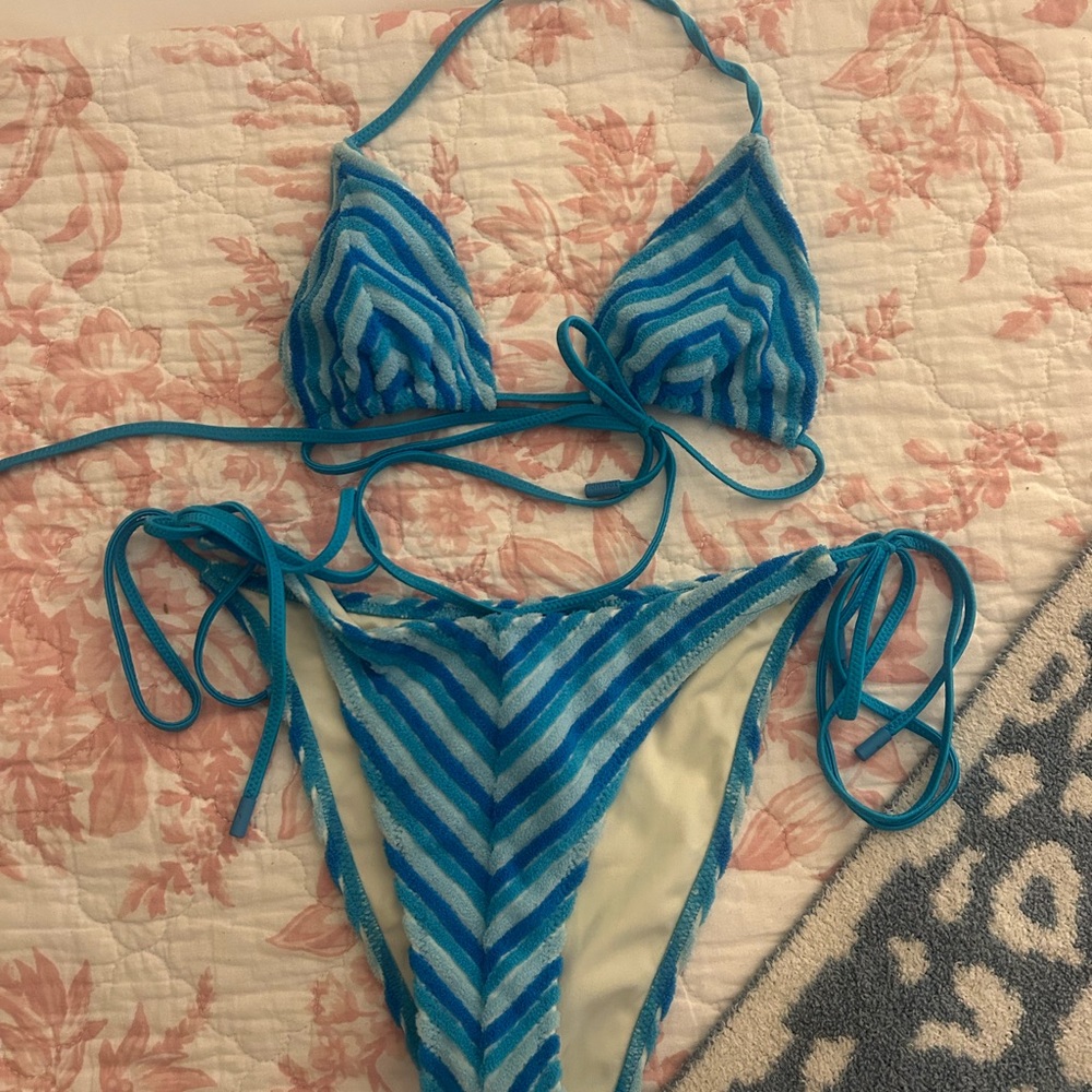 triangl swimwear blue Patterned Bikini Set